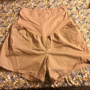 Maternity shorts